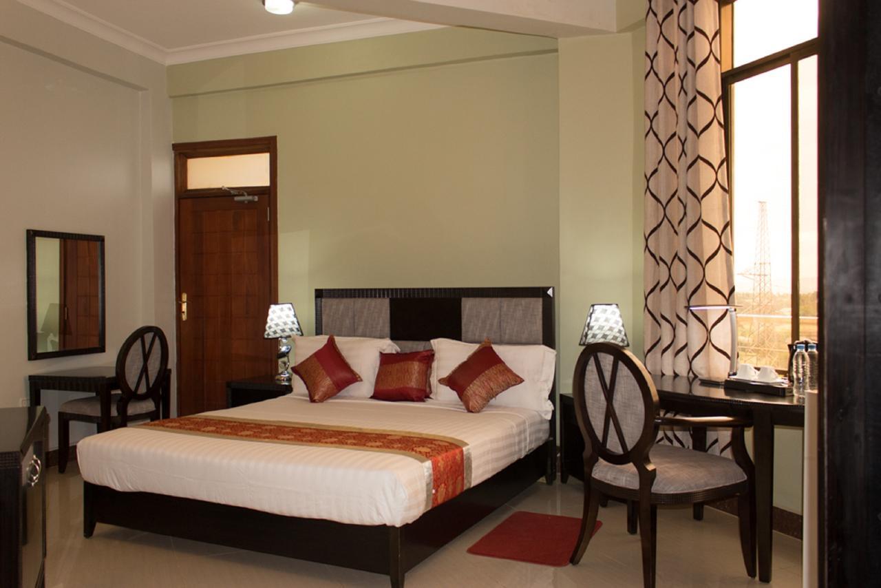 Flomi Hotel Morogoro Экстерьер фото