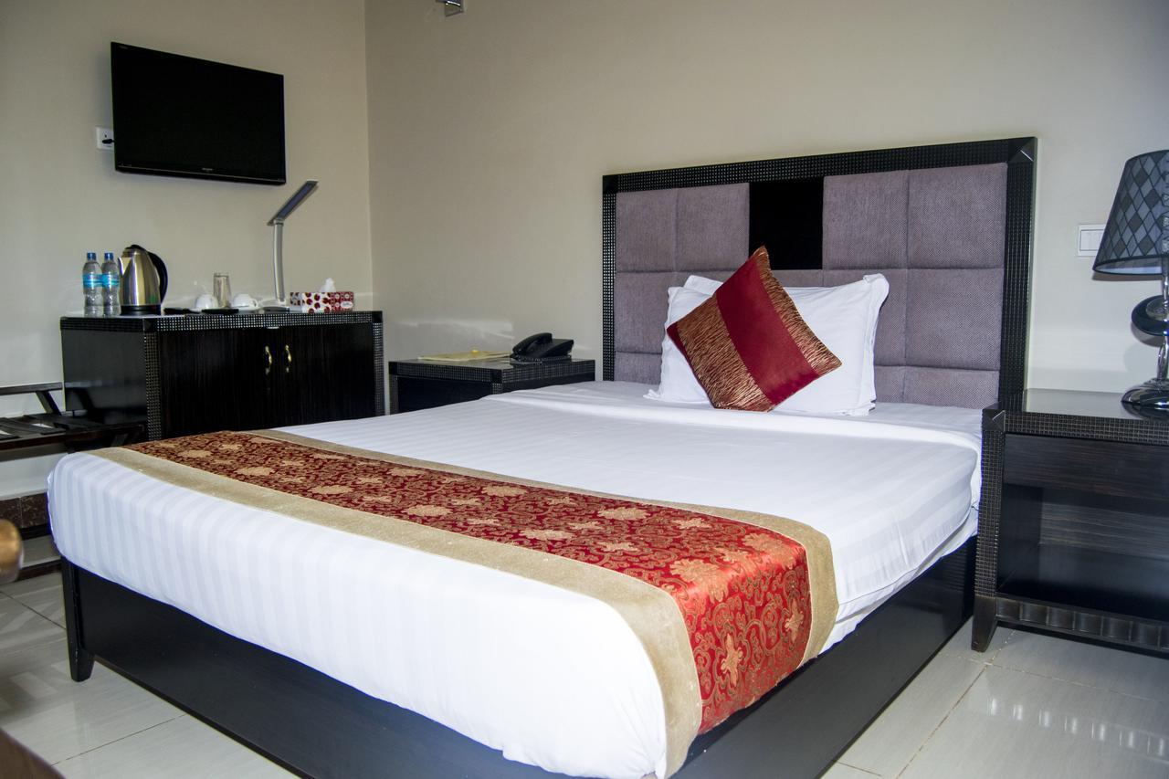 Flomi Hotel Morogoro Экстерьер фото